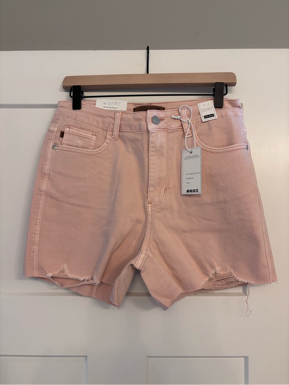 Judy Blue High Waist Blush Pink Shorts - Slight Distressing - Size Large NWT